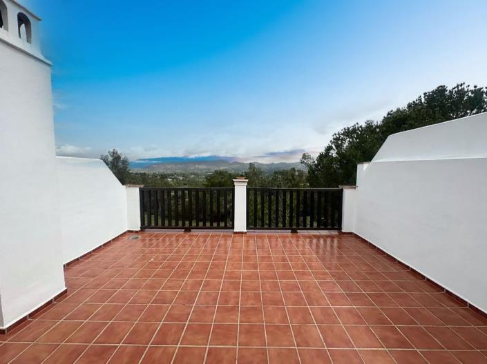 Image No.3-3 Bed Townhouse for sale