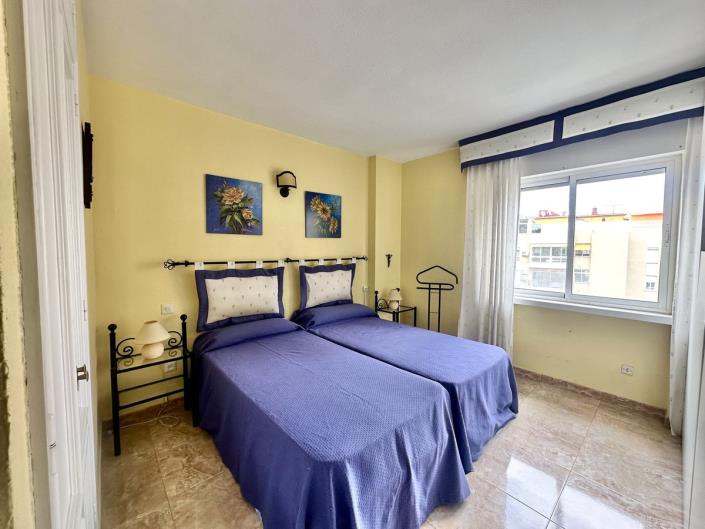 Image No.12-3 Bed Apartment for sale