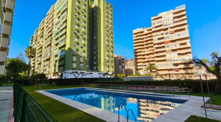 Image No.26-3 Bed Apartment for sale