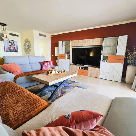 Image No.2-Appartement de 2 chambres à vendre à Calahonda