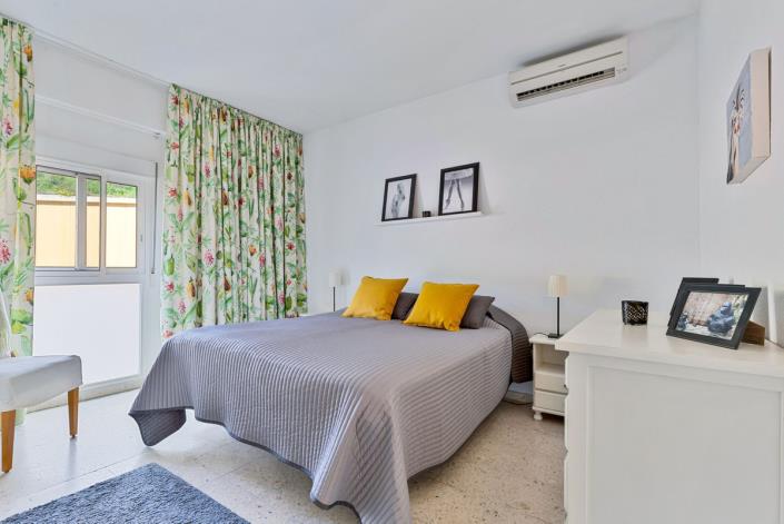 Image No.17-2 Bed Apartment for sale