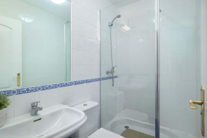 Image No.15-2 Bed Apartment for sale