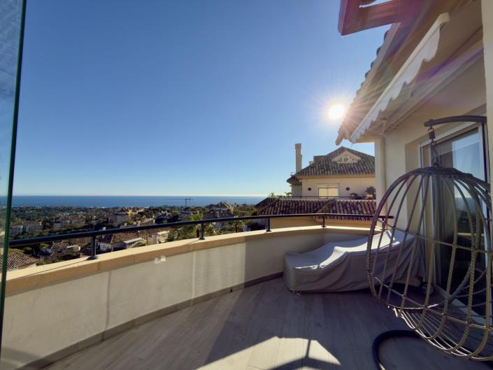 Image No.2-Penthouse de 3 chambres à vendre à Elviria