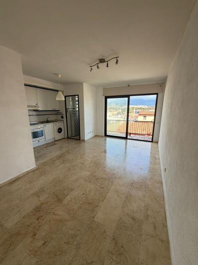 Image No.3-Studio for sale