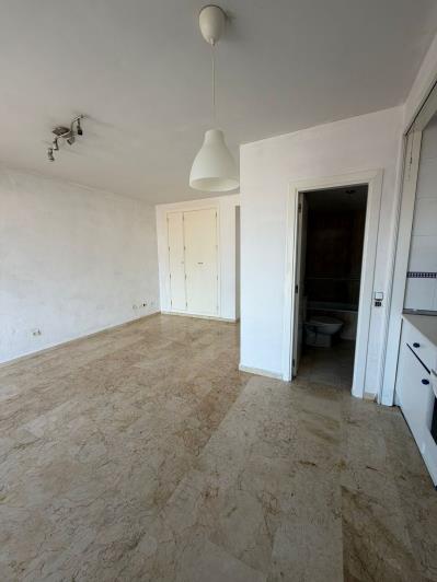 Image No.11-Studio for sale