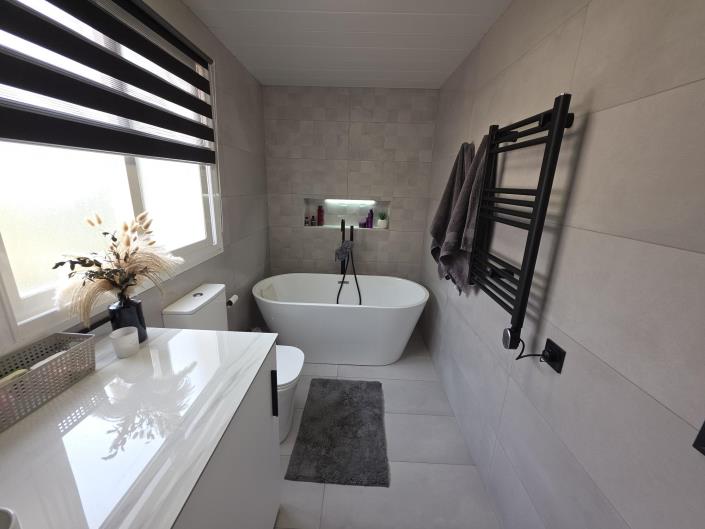 Image No.27-3 Bed Townhouse for sale