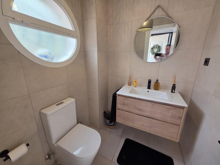 Image No.17-3 Bed Townhouse for sale