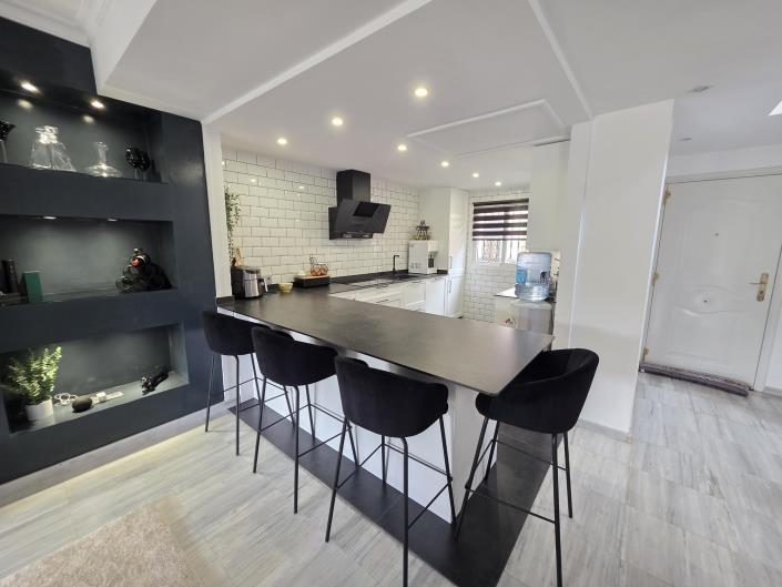 Image No.7-3 Bed Townhouse for sale