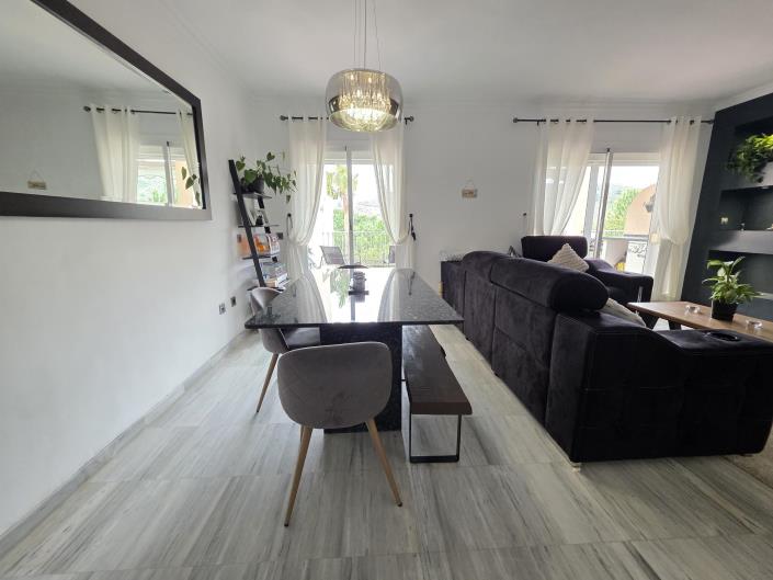 Image No.15-3 Bed Townhouse for sale