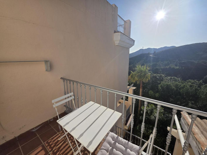 Image No.29-3 Bed Townhouse for sale