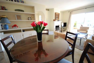 11-20939a0134ad724a8cb2a801094d15a4