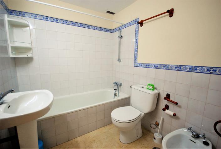 Image No.19-2 Bed Apartment for sale