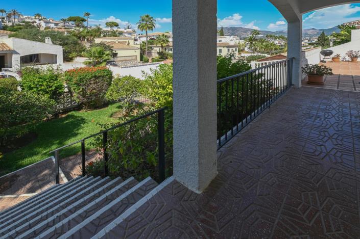 Image No.24-3 Bed Villa / Detached for sale