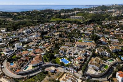 28-c30e6db73e32fc2603d3031b21c6cf16