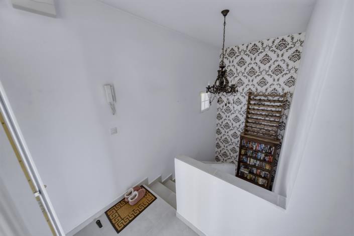 Image No.22-3 Bed Townhouse for sale