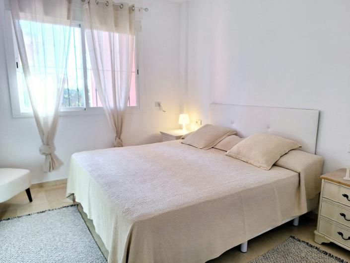 Image No.8-2 Bed Apartment for sale