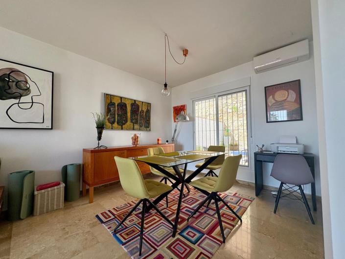 Image No.7-3 Bed Townhouse for sale