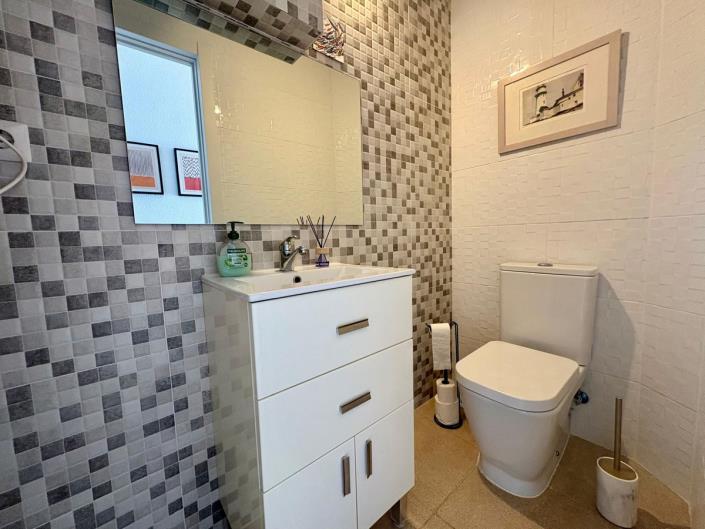 Image No.9-3 Bed Townhouse for sale