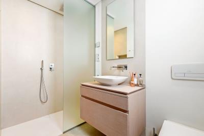 12-53013098fcab6c38b1379cd33298e050