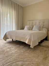 11-20939a0134ad724a8cb2a801094d15a4