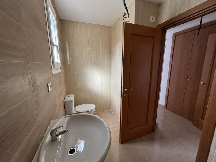 Image No.7-2 Bed Duplex for sale