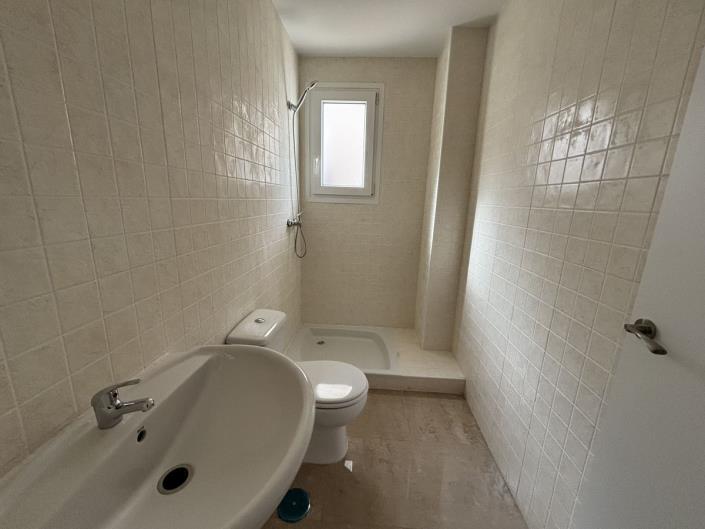 Image No.7-3 Bed Apartment for sale