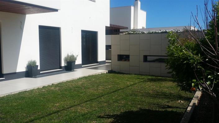 Image No.2-3 Bed Villa for sale