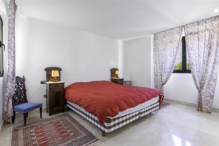 Image No.24-3 Bed Villa for sale