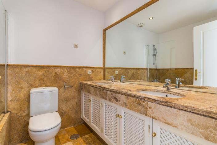 Image No.12-Jumelé de 3 chambres à vendre à Istán