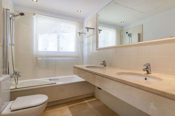 Image No.14-Jumelé de 3 chambres à vendre à Istán