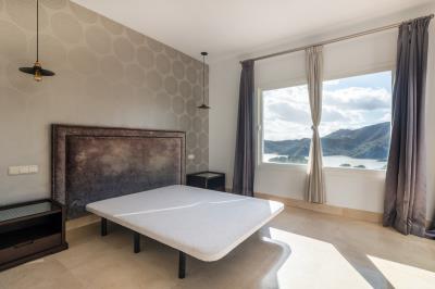 13-5fd73dea700db77384c091ca9818b1a9