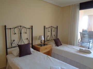 8-e64a9055bba3e77ac8aca3b893cdf826