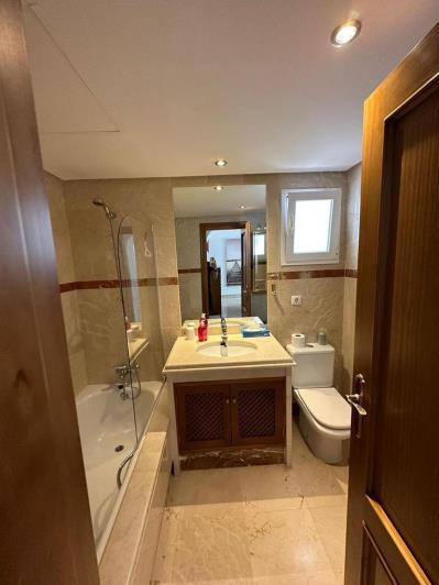 Image No.18-Appartement de 2 chambres à vendre à Estepona