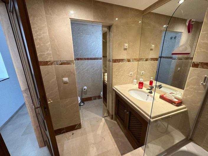 Image No.19-Appartement de 2 chambres à vendre à Estepona