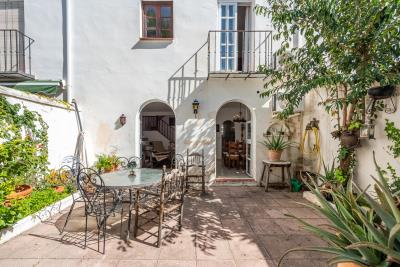 7-aa4cc561180b369757c0bb4af9886cd3