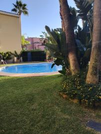 11-20939a0134ad724a8cb2a801094d15a4