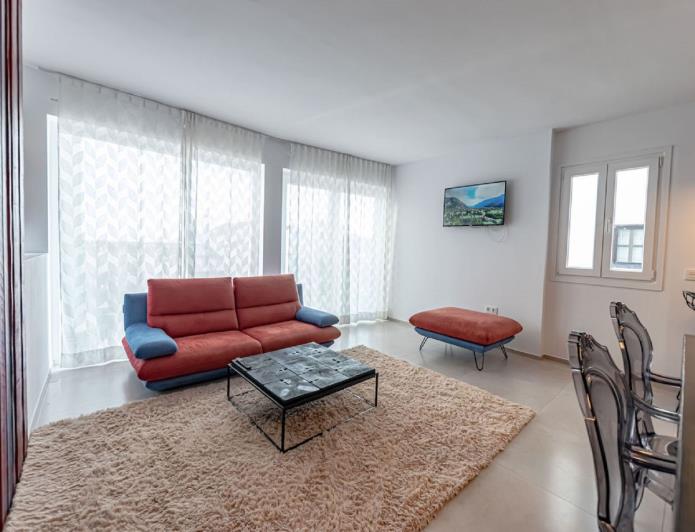 Image No.2-Appartement de 2 chambres à vendre à Puerto Banus