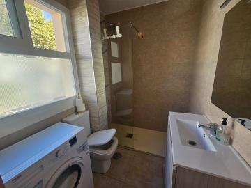 11-20939a0134ad724a8cb2a801094d15a4