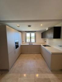 12-53013098fcab6c38b1379cd33298e050