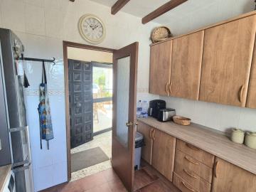 14-d70dc3102c00d7be0e872dfe1c1f86d7