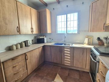 13-5fd73dea700db77384c091ca9818b1a9