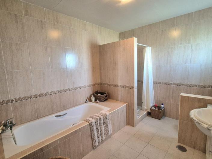 Image No.23-3 Bed Finca for sale