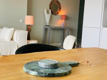 12-53013098fcab6c38b1379cd33298e050