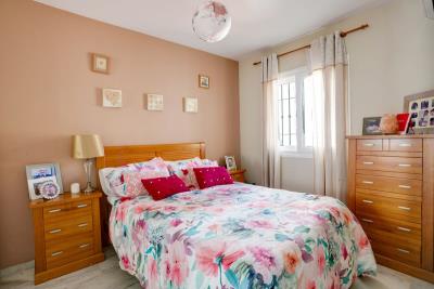 10-bb915d1cb19341576dcdc994b81ab9c5