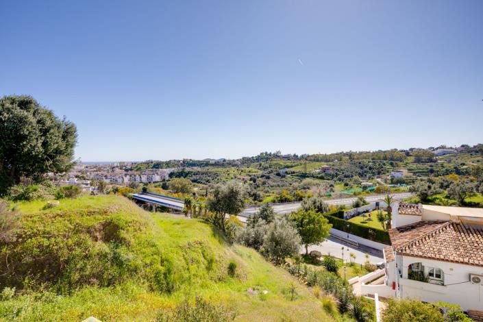 Image No.17-3 Bed Townhouse for sale