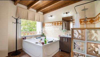 3-e898b2bb2a2fdfd06d2c39894dce8316