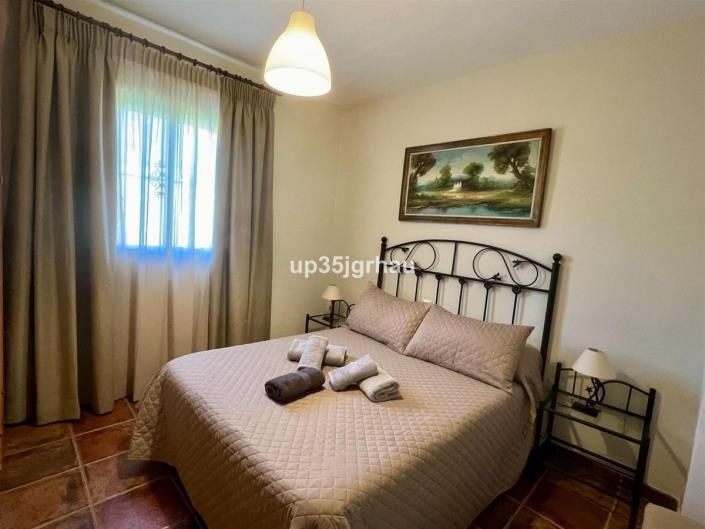 Image No.4-2 Bed Villa for sale