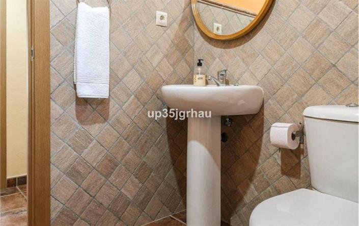 Image No.11-2 Bed Villa for sale