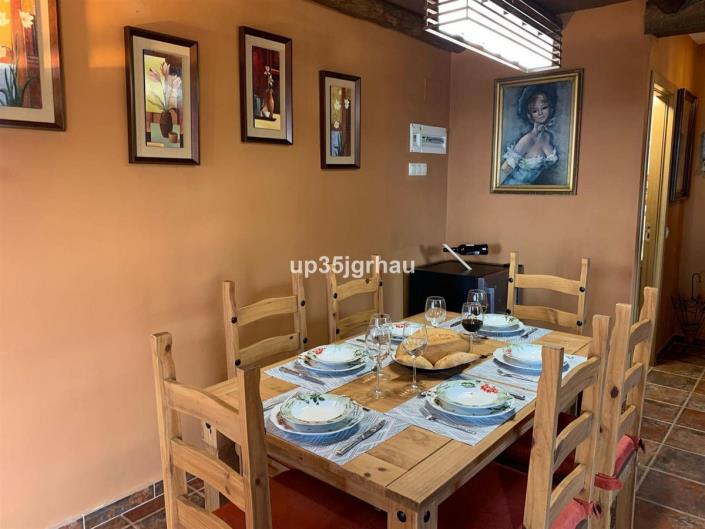 Image No.18-2 Bed Villa for sale