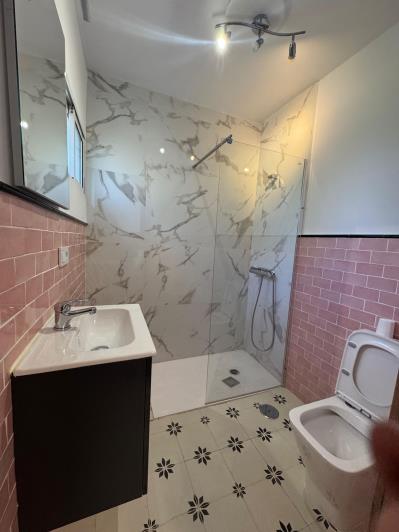 Image No.9-3 Bed Semi-Detached for sale